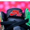 NIKE AIR JORDAN 1 High Lucky Green