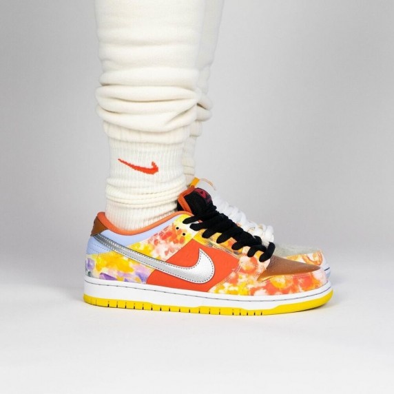 Nike SB Dunk Low Pro “Street Hawker”