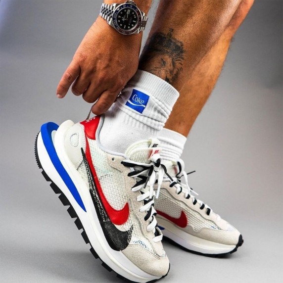 Nike Sacai Vaporwaffle Royal Fuchsia