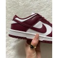 Nike Dunk Low Bordeaux