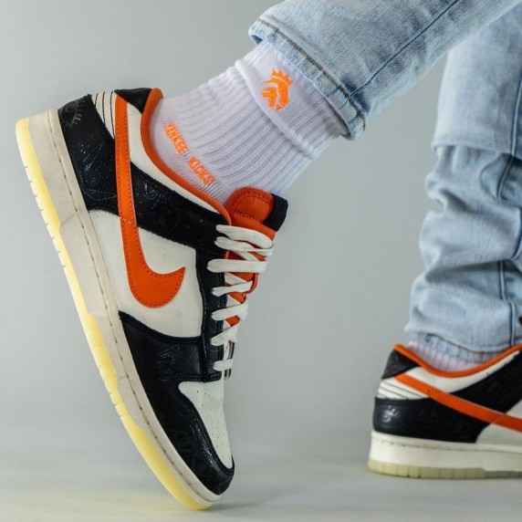 Nike Dunk Low Halloween