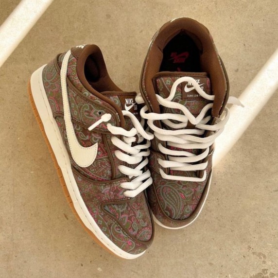 Nike SB Dunk Low Pro Paisley