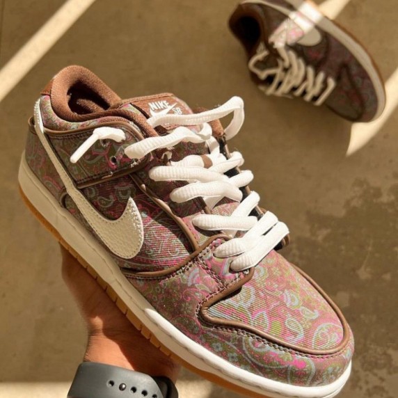 Nike SB Dunk Low Pro Paisley