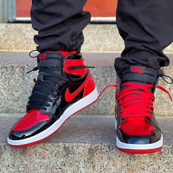 Nike Air Jordan 1 Retro High OG Patent Bred