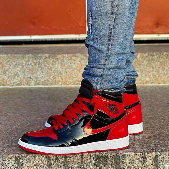 Nike Air Jordan 1 Retro High OG Patent Bred