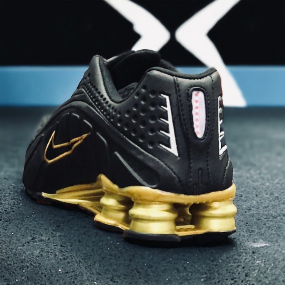 Nike Neymar x Shox TL “Black/Gold”