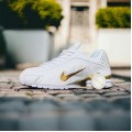 Nike Shox White and Gold Takkie