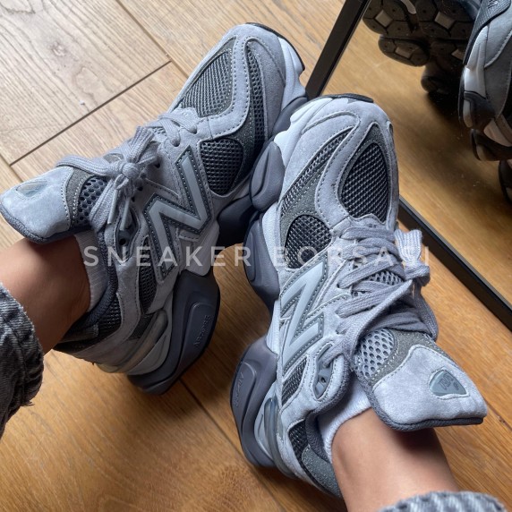 New Balance 9060 Dark Grey