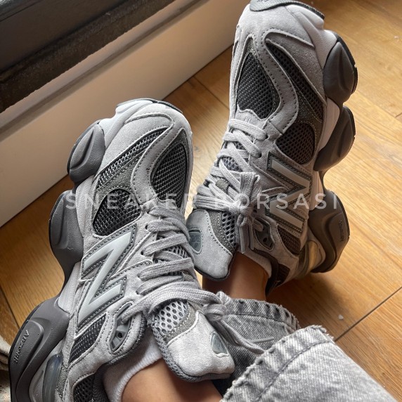 New Balance 9060 Dark Grey