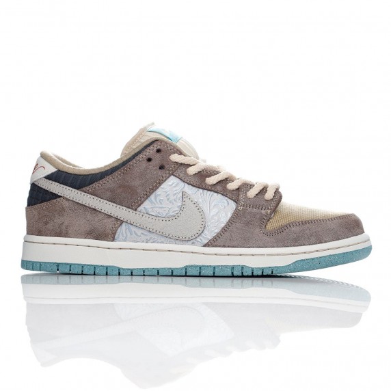 Nike SB Dunk Low 'Big Money Savings'