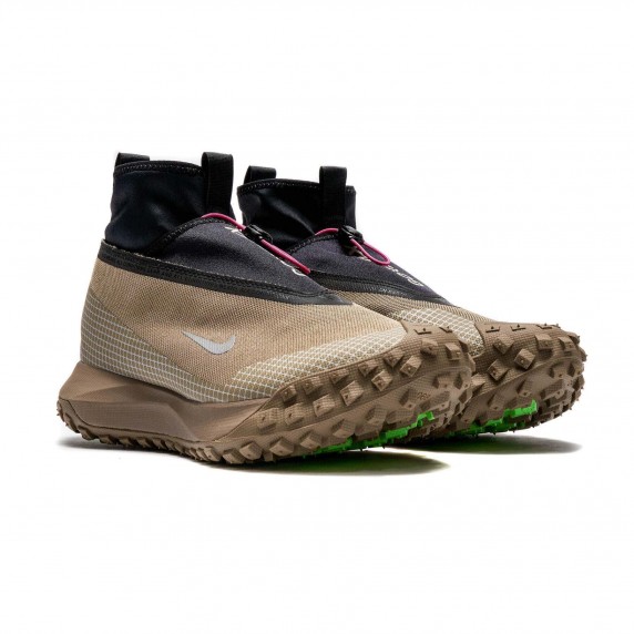 Nike ACG Mountain FLY GoreTex Khaki