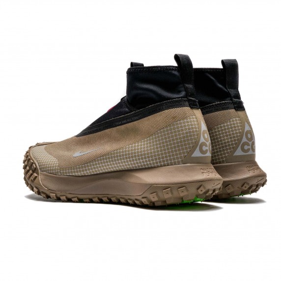 Nike ACG Mountain FLY GoreTex Khaki