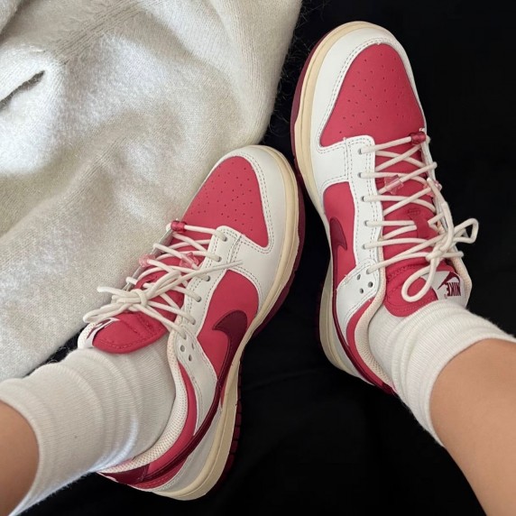 Nike Dunk Low ‘Valentine’s Day 2024 Alternate’