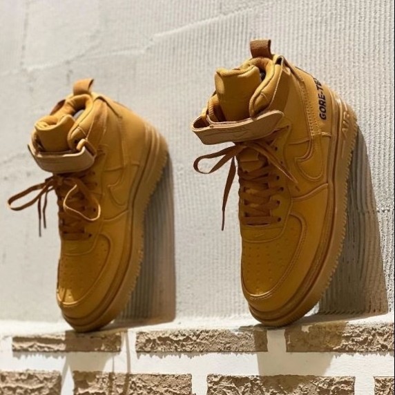 NIKE AIR FORCE 1 GORE-TEX BOOT FLAX