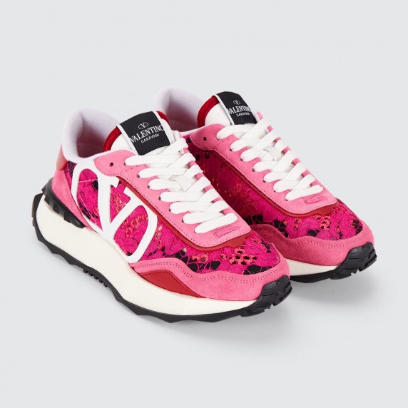 Valentino Garavani Lacerunner Pink