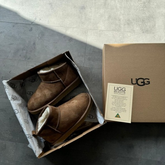 UGG Classic Ultra Mini