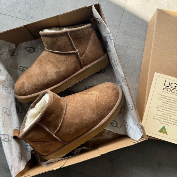 UGG Classic Ultra Mini