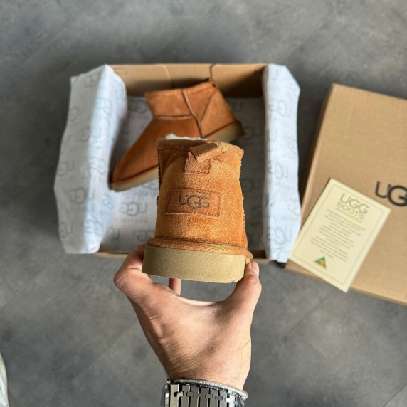 UGG Classic Ultra Mini