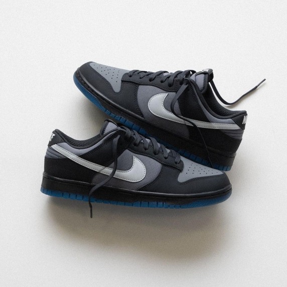 Nike Dunk Low 'Anthracite'