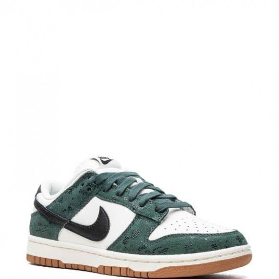 Nike Dunk Low "Green Snake"