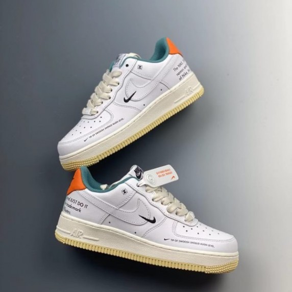 Nike  Air Force 1 ‘Starfish’