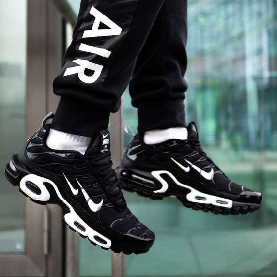 Nike Air Max Plus Premium Black & Lime ‘Double Swoosh’