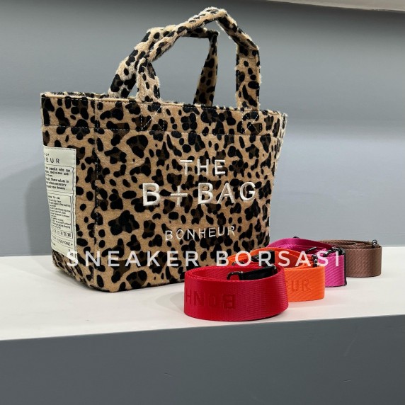 The B + Bag Bonheur Leoapard