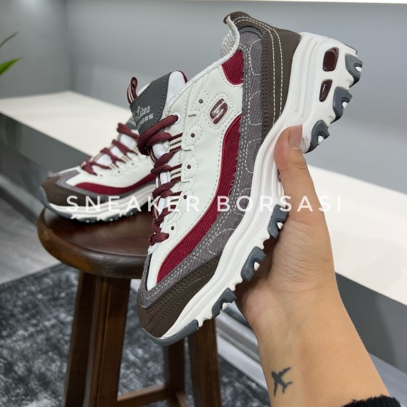 Skechers Dlites Wine Red Brown