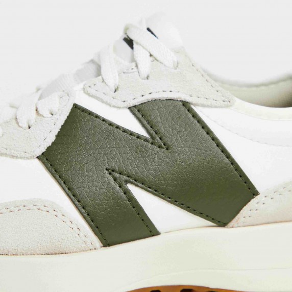 New Balance 327 Moonbeam Oak Leaf Green