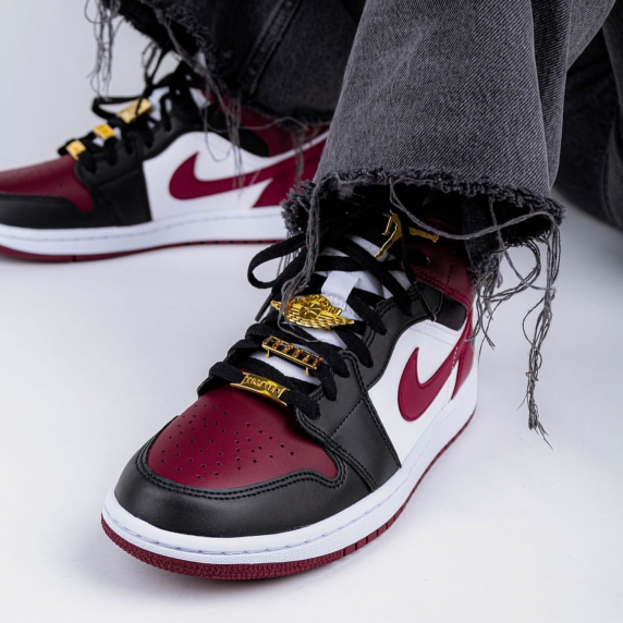 Air Jordan 1 Mid SE Black Dark Beetroot