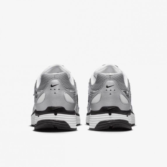 NIKE P-6000 METALLIC SILVER