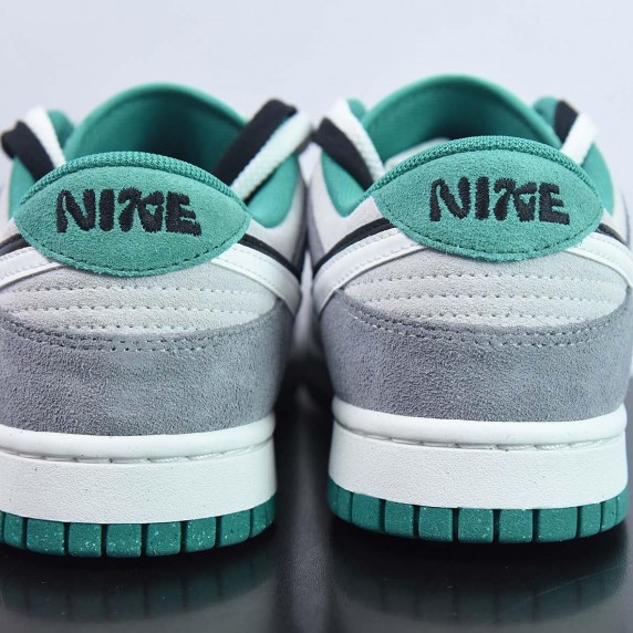 Nike SB Dunk Low SE”85 Double