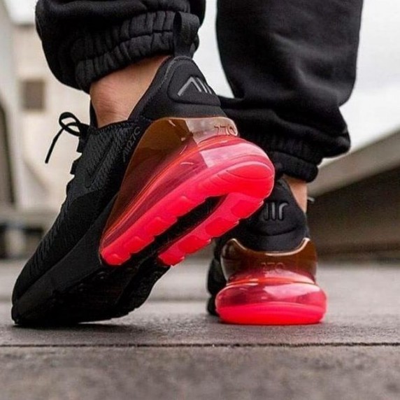 Nike Air Max 270 Hot Punch