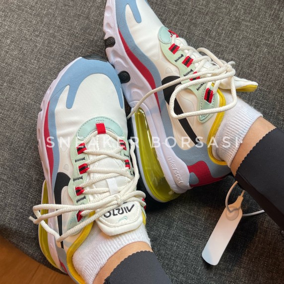 Nike Air Max 270 React Bauhaus