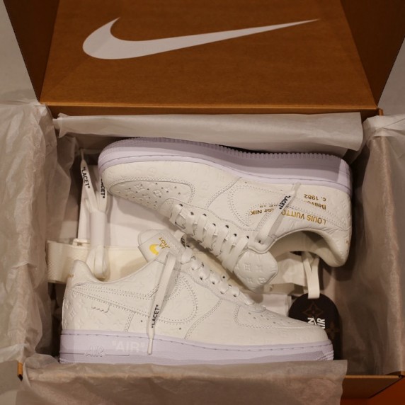 Louis Vuitton x Nike Air Force 1 White