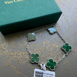 Van Cleef & Arpels Bileklik