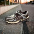 Nike Air Zoom Vomero 5 Brown