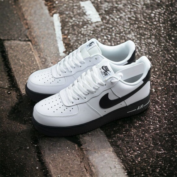 Nike Air Force 1 Low White Black Midsole