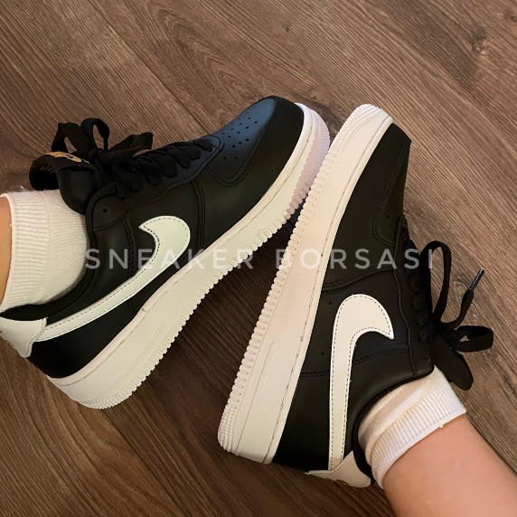 Nike Air Force 1 Essential Black